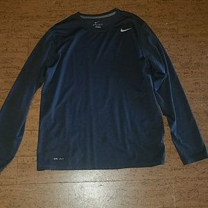 Like new long sleeve nike shirt